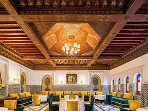 3 Restaurants, Frühstück, Mittagessen, Abendessen, internationale Küche