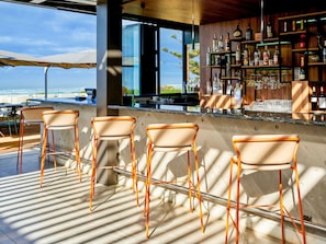 3 Restaurants, Frühstück, Mittagessen, Abendessen, internationale Küche