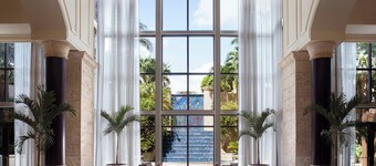 迈阿密椰林丽思卡尔顿酒店