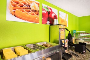 Free continental breakfast  - Quality Inn Trussville I-59 exit 141 (Trussville)