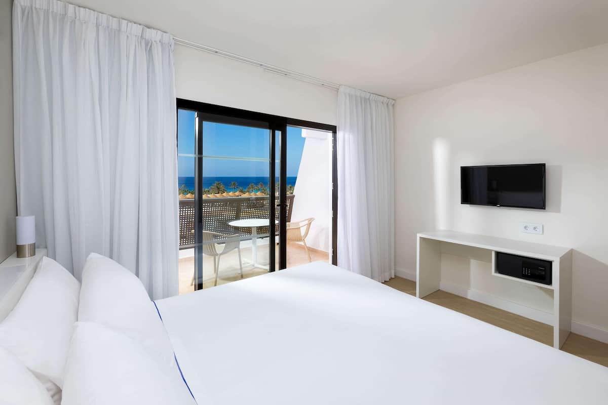 1 bedroom, minibar, free WiFi, bed sheets