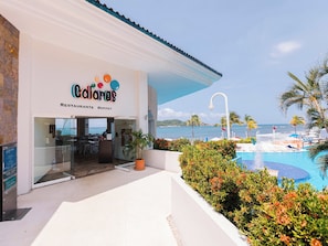 5 restaurants, breakfast, lunch, dinner served; Mediterranean cuisine