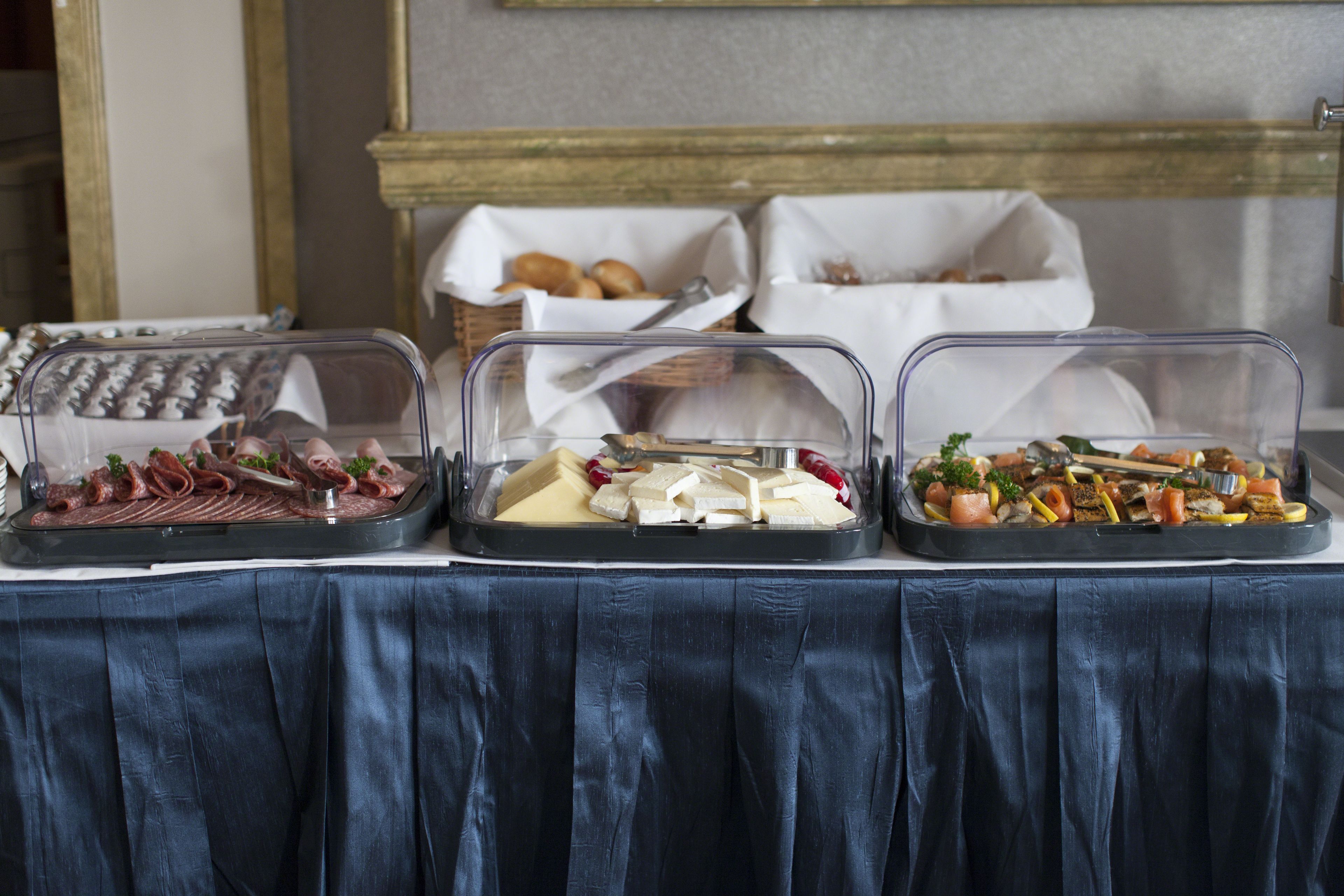 Photo - Gem Strathmore Hotel