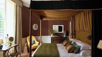 Literie hypoallergénique, bureau, draps fournis