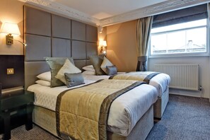 Hypo-allergenic bedding, desk, bed sheets - Zetter Bloomsbury (London)