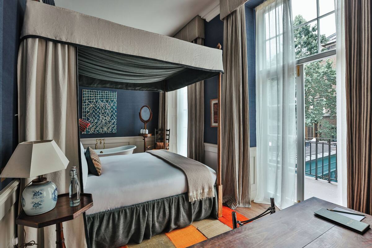 Premium bedding, free WiFi, bed sheets