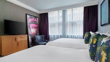Premium bedding, in-room safe, desk, blackout drapes