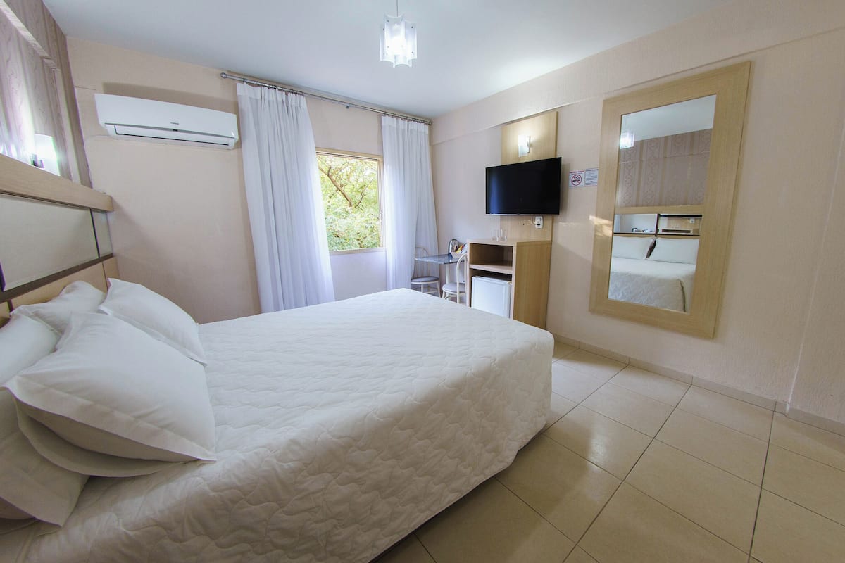 superior double room | minibar, in-room safe, desk, blackout curtains