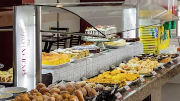 Desayuno buffet incluido todos los días