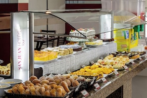 Tägliches inbegriffenes Frühstücksbuffet