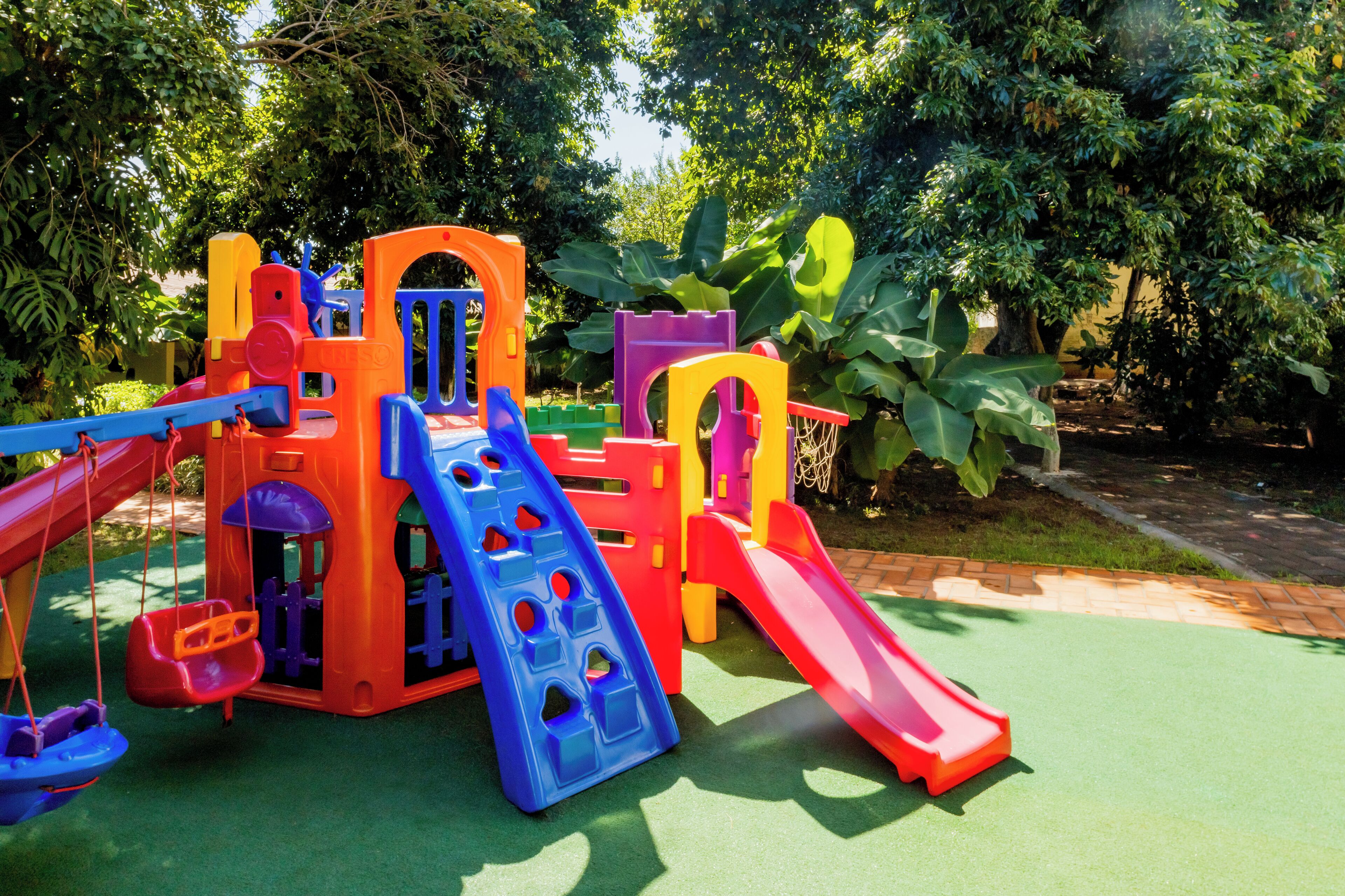 children’s play area – outdoor