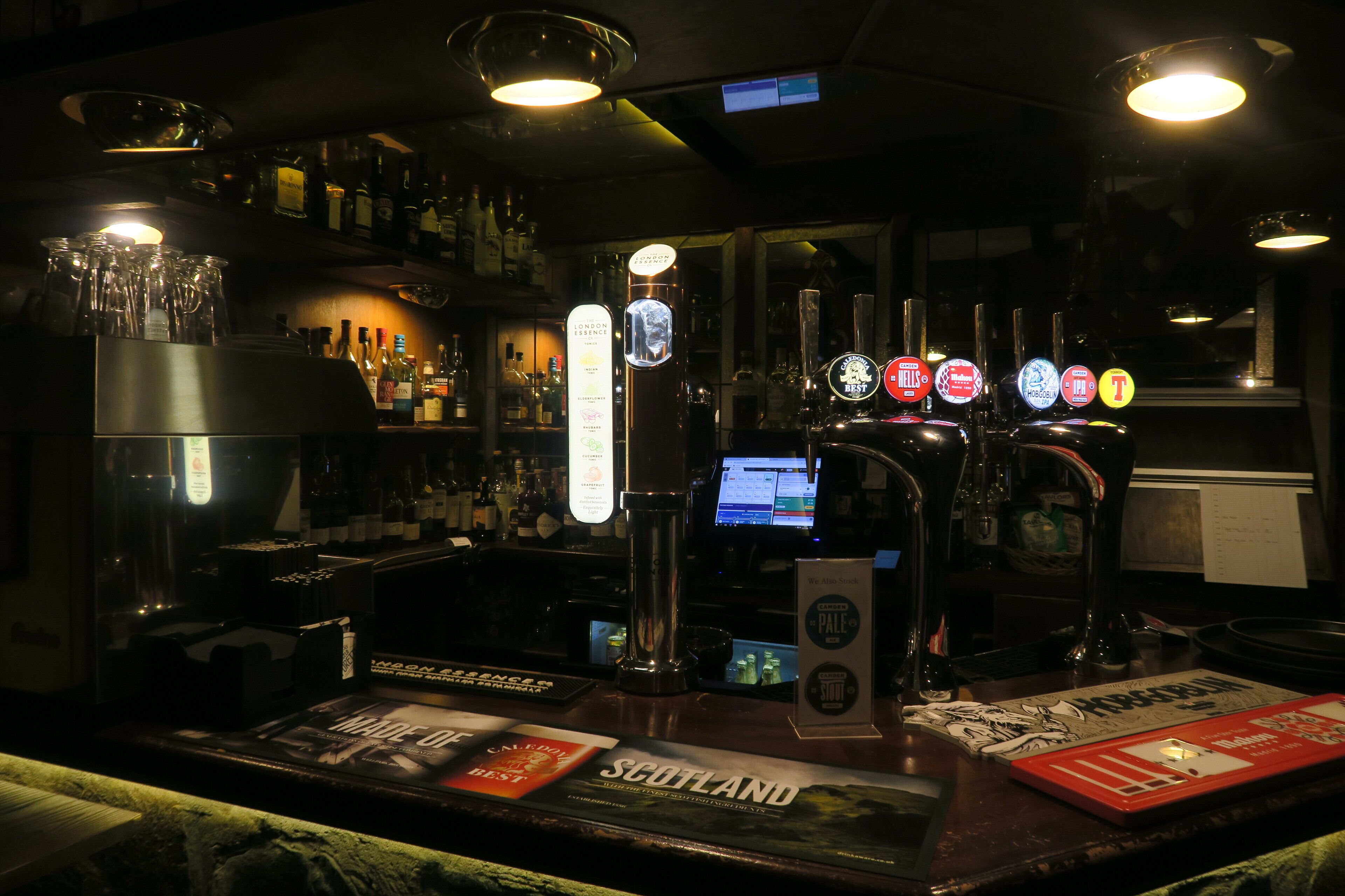 Bar (på overnatningsstedet)