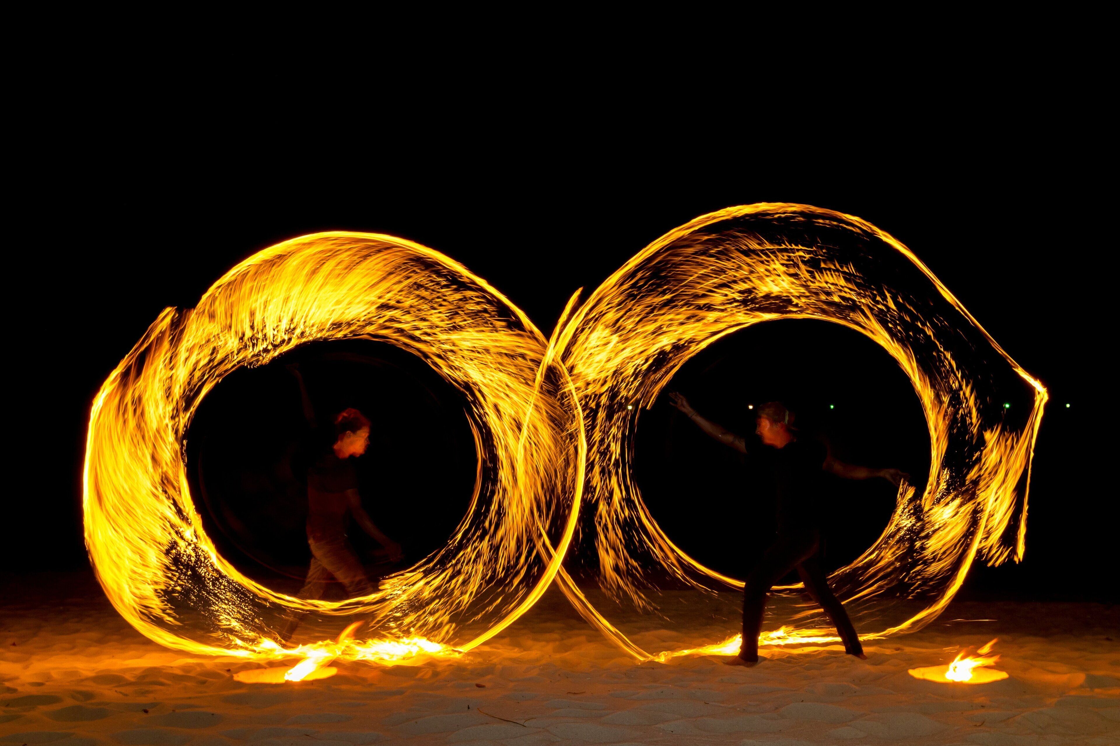 lunch and dinner served