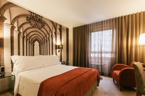 Standard Single Room | Select Comfort beds, minibar, in-room safe, desk