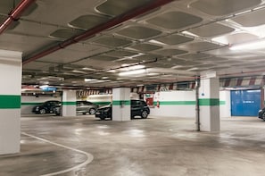 Self-parking (surcharge) 15 per day