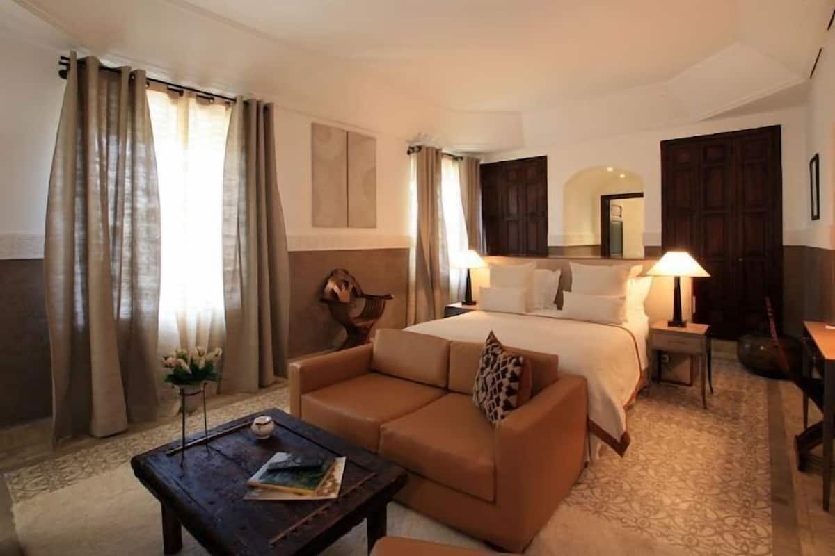 2 bedrooms, Tempur-Pedic beds, minibar, in-room safe