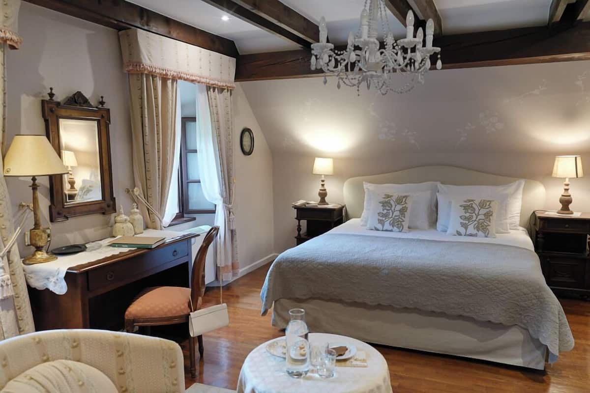 Superior Double Room | Bar mini, peti besi dalam bilik, dihias secara berasingan