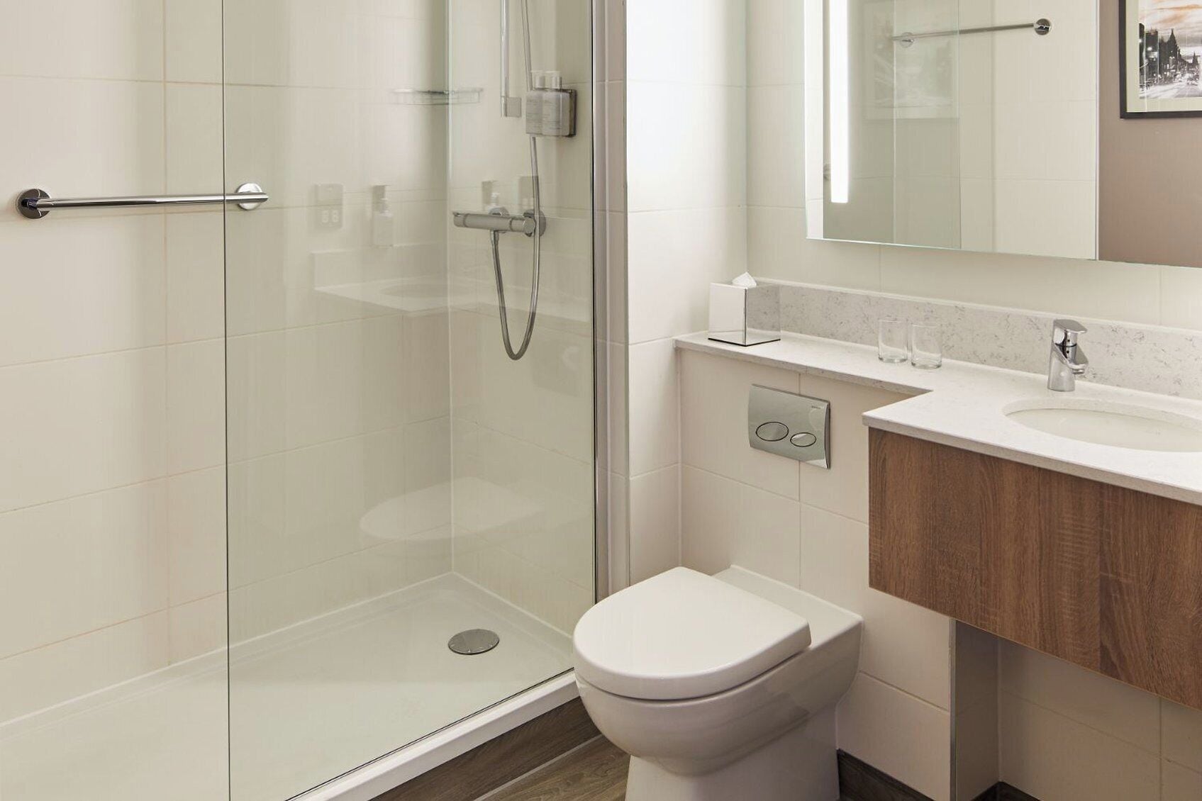 eco-friendly toiletries, hair dryer, towels