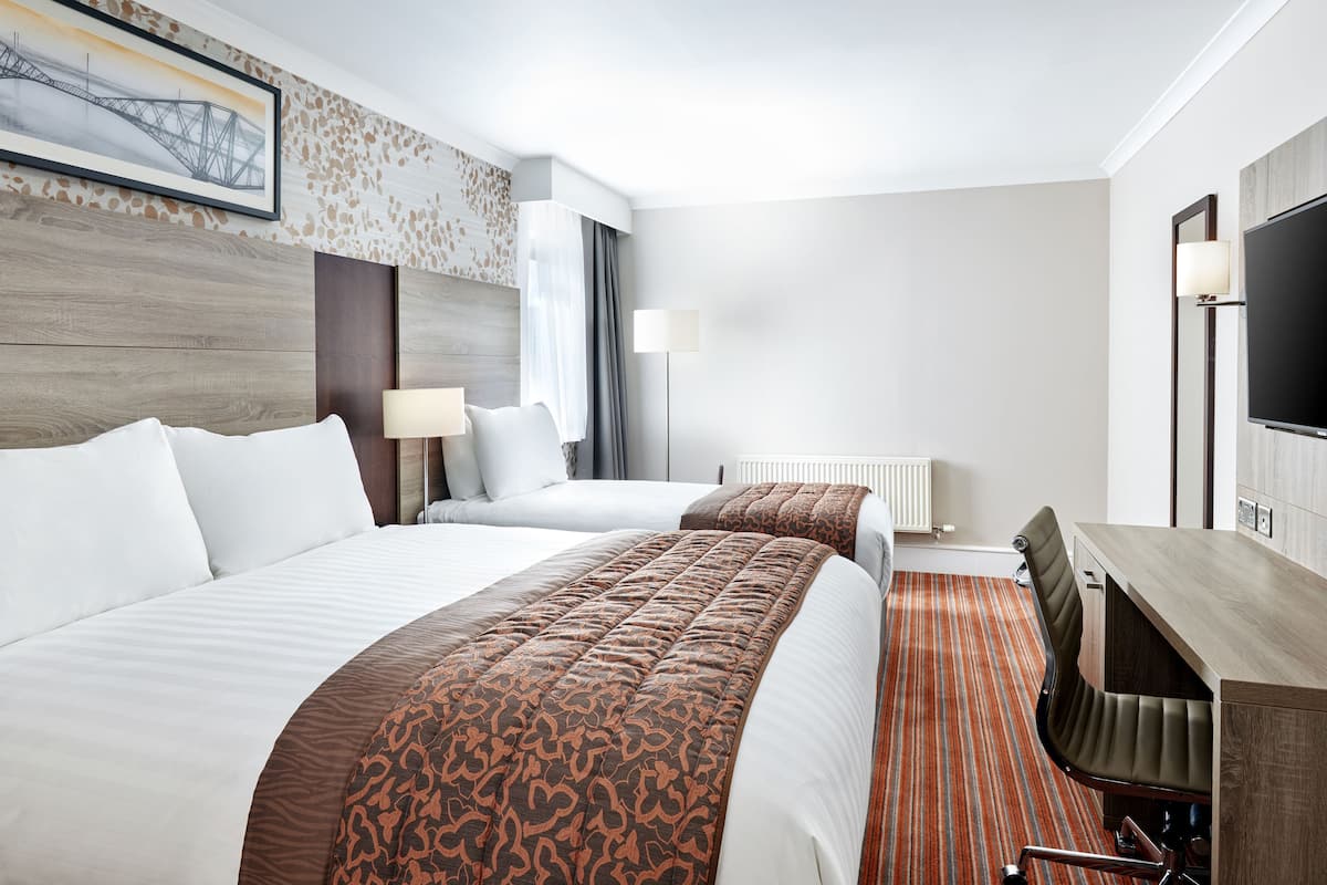 Standard Double and Single | In-room safe, desk, iron/ironing board, free cots/infant beds