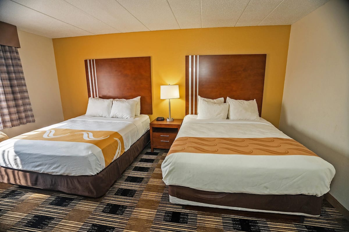 Standard Room, 2 Queen Beds, Non Smoking