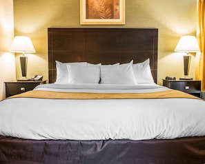 Suite, Multiple Beds, Non Smoking, Refrigerator & Microwave