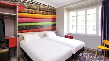 Kamar Twin, 2 Tempat Tidur Twin | Seprai premium, brankas, kedap suara, dan setrika/meja setrika