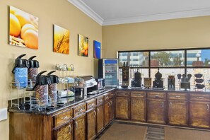 Petit déjeuner buffet compris tous les jours