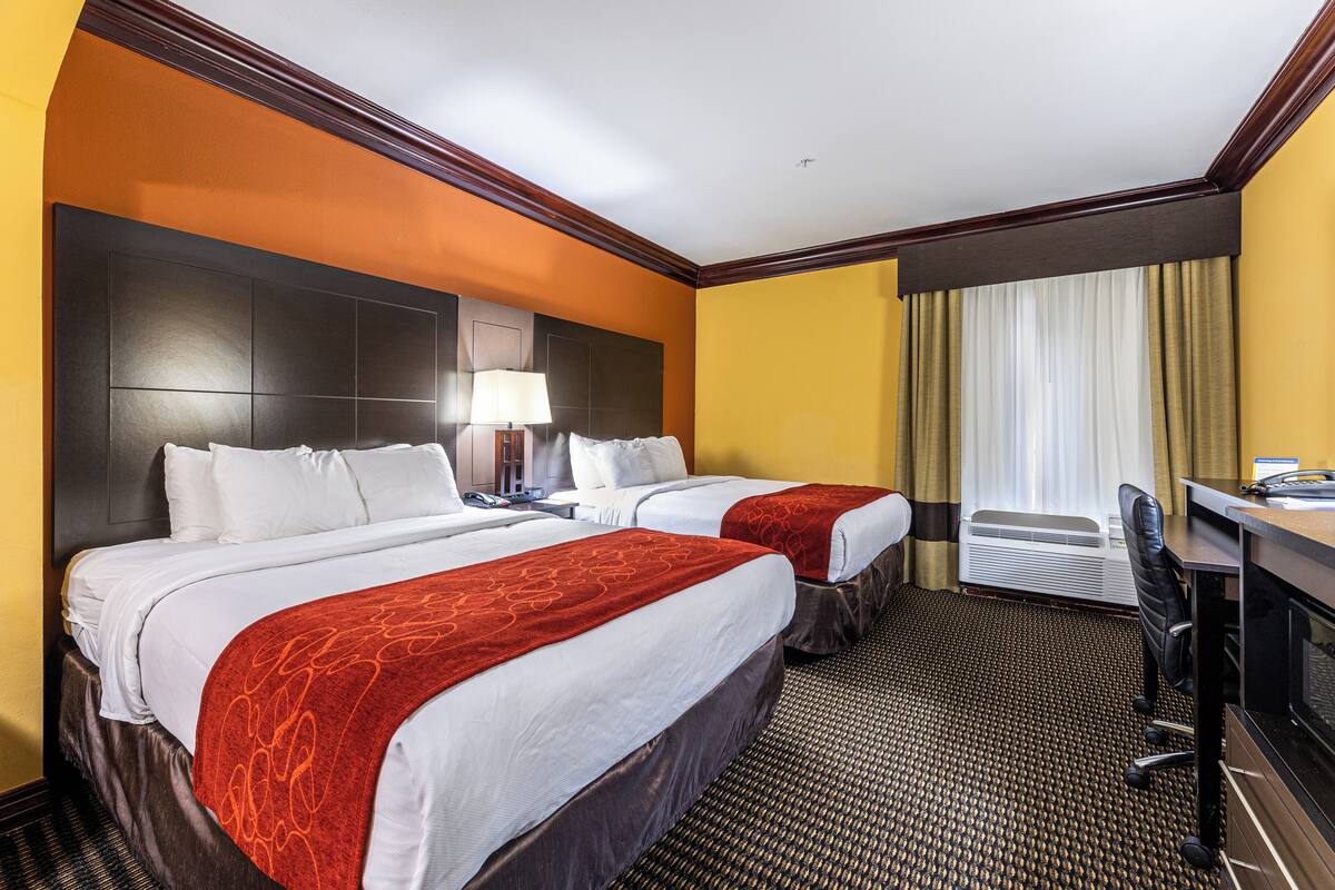 in-room safe, desk, laptop workspace, iron/ironing board