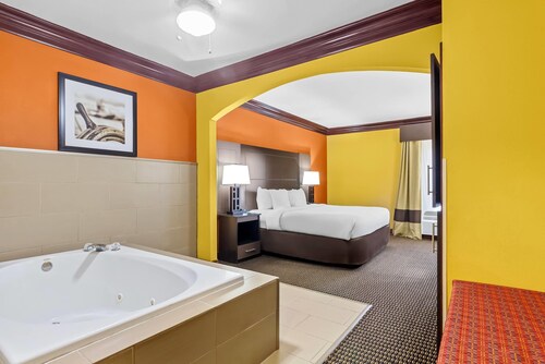 Comfort Suites Lake Jackson Clute