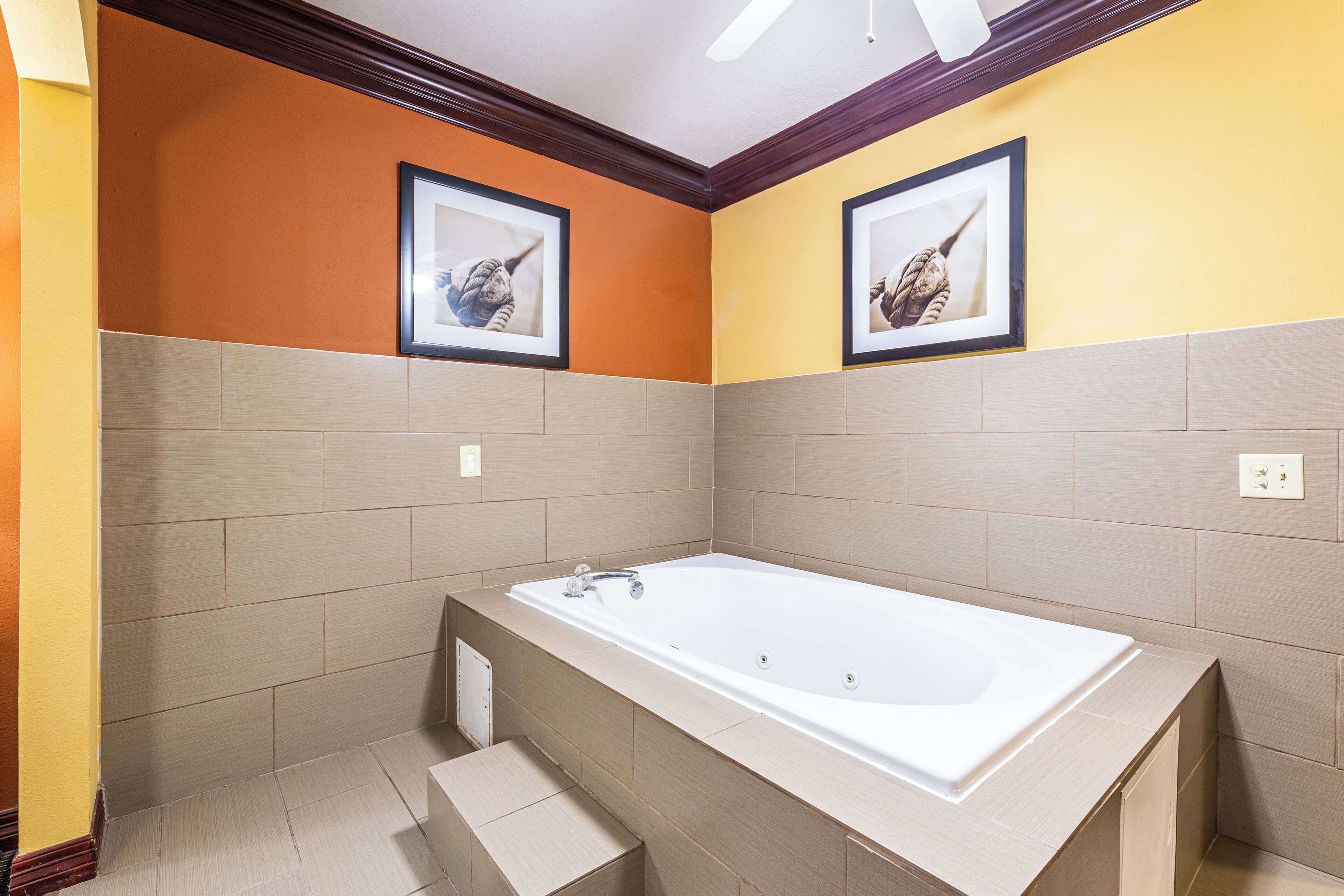 suite, 1 king bed, non smoking | in-room safe, desk, laptop workspace, iron/ironing board