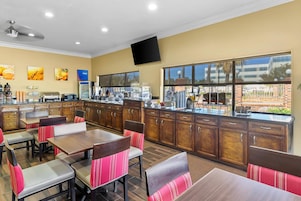 Desayuno buffet incluido todos los días