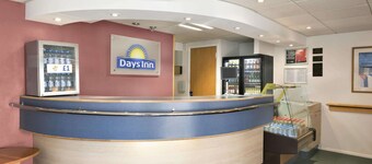 Days Inn by Wyndham Membury M4