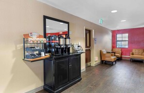 Café da manhã para viagem grátis todos os dias
