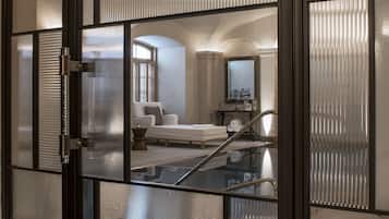 Indendørs pool, liggestole