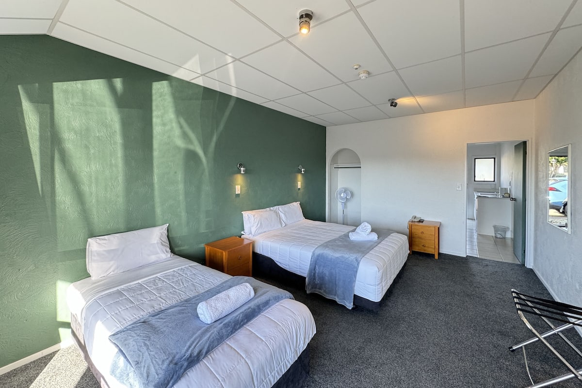 Suite (Studio Queen) | 2 bilik tidur, Wi-fi percuma, cadar katil