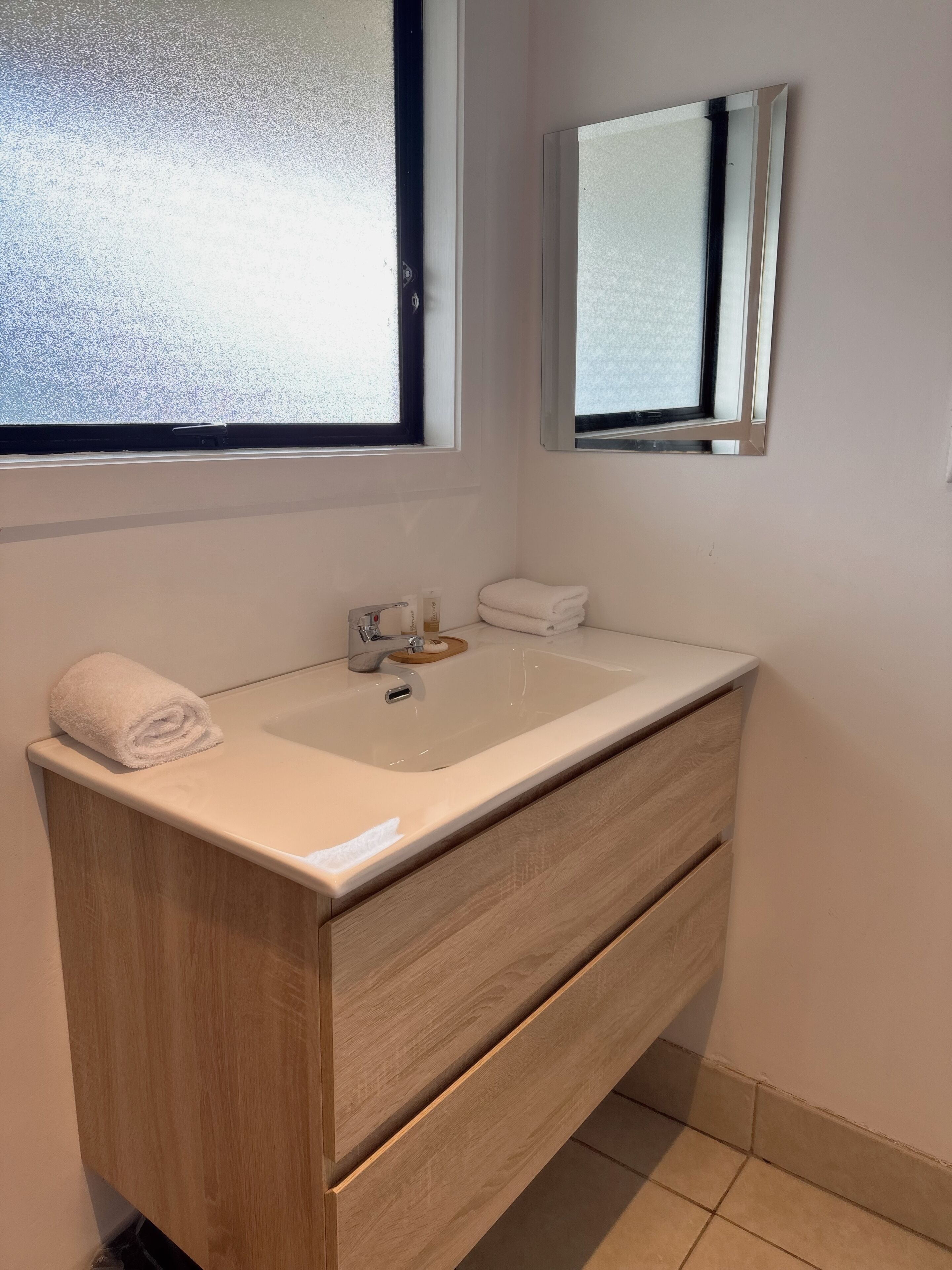 Photo - Oakwood Manor Motor Lodge