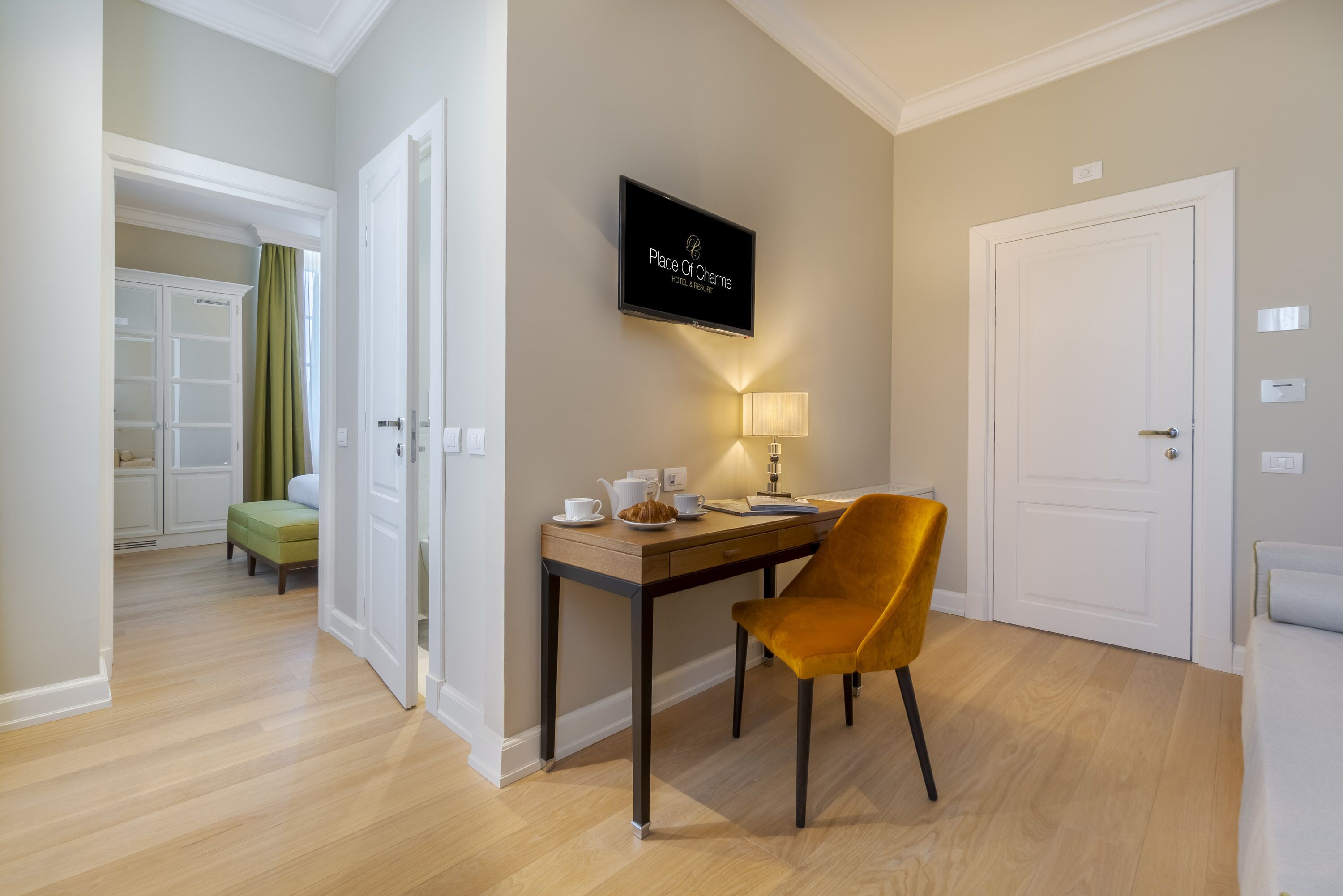 junior room | 1 bedroom, premium bedding, minibar, in-room safe