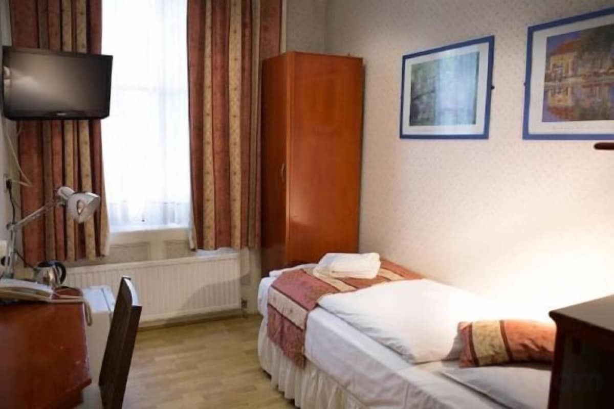 Kamar
