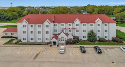 Ramada Limited by Wyndham, Bloomington I-55 & I-74 IL