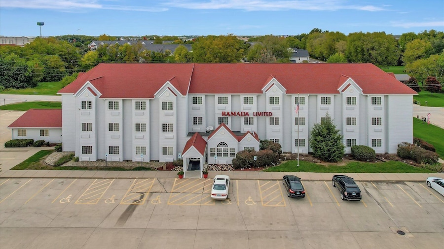 Ramada Limited by Wyndham, Bloomington I-55 & I-74 IL