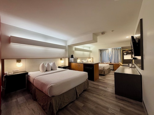 Ramada Limited by Wyndham, Bloomington I-55 & I-74 IL