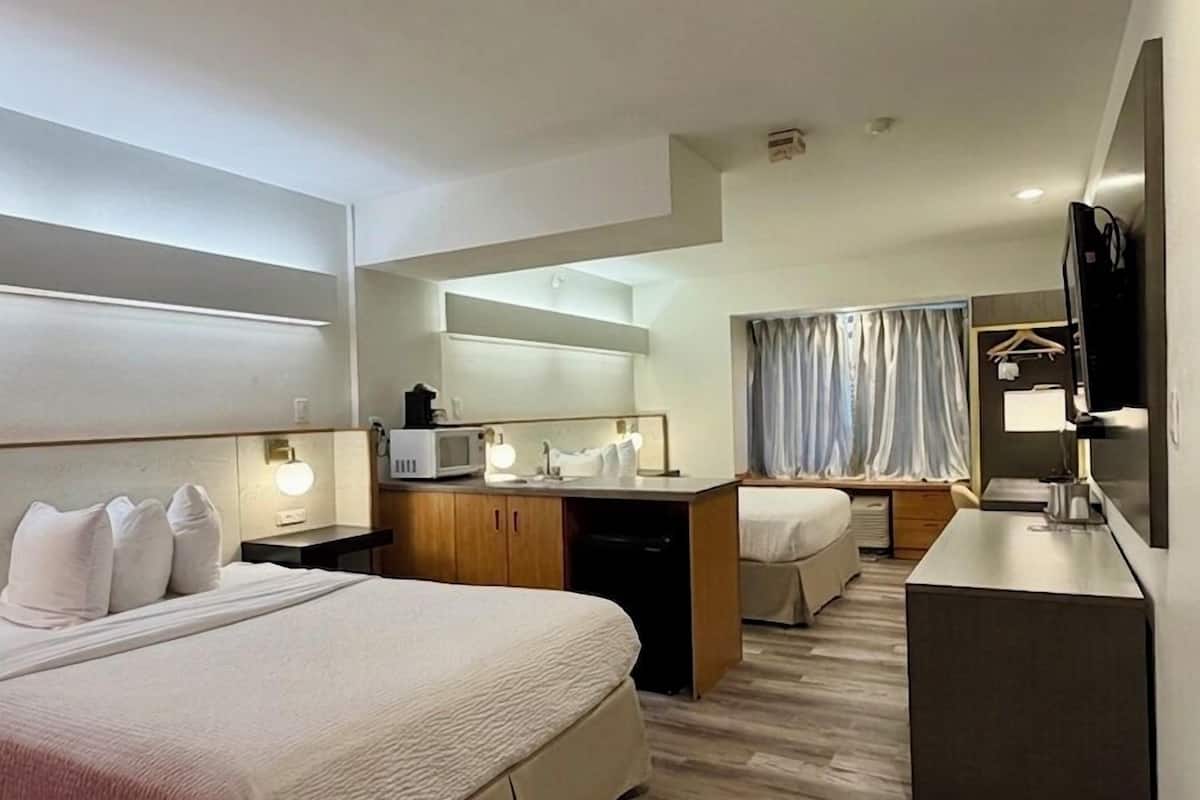 Studio Suite, 2 Queen Beds, Non Smoking | Premium bedding, desk, iron/ironing board, free WiFi