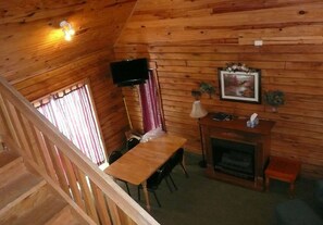 Luxury Cottage, 2 Bedrooms | Living area
