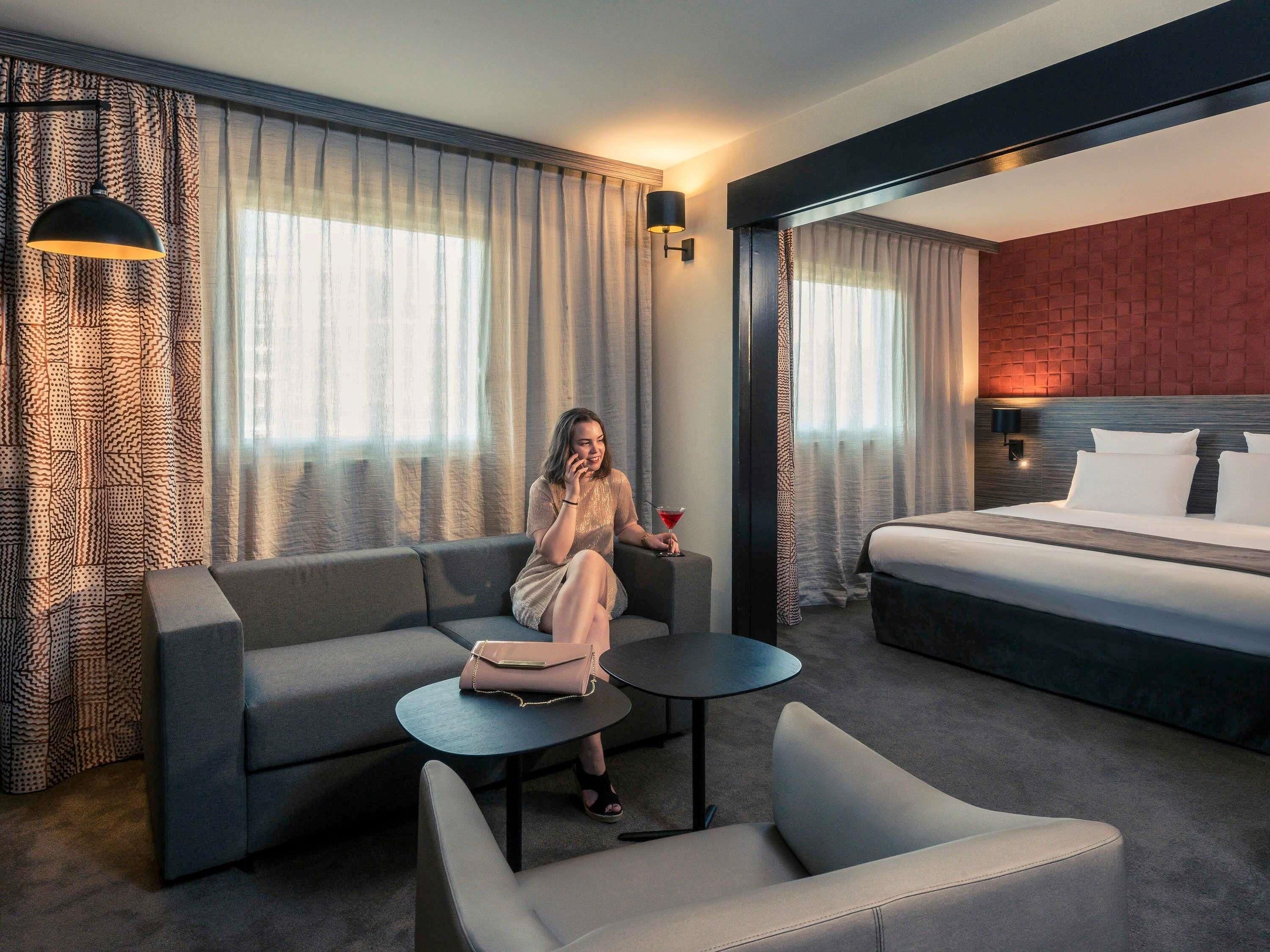 Suite, 1 lit double et 1 canapé-lit | 1 chambre, literie de qualité, coffre-fort, bureau
