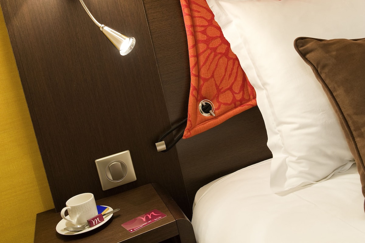 1 bedroom, premium bedding, in-room safe, desk
