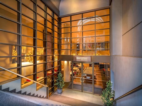 Exterior. ibis Melbourne Hotel and Apartments