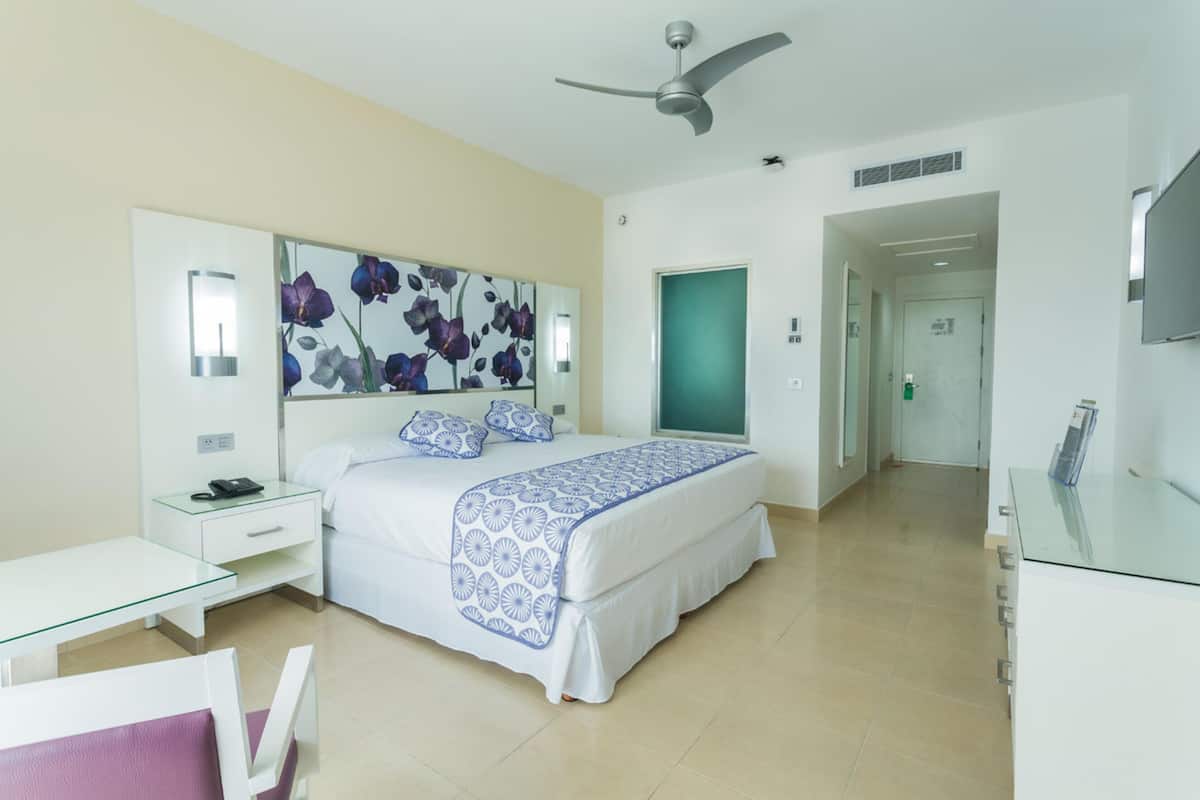 1 habitación, minibar y caja de seguridad en la habitación