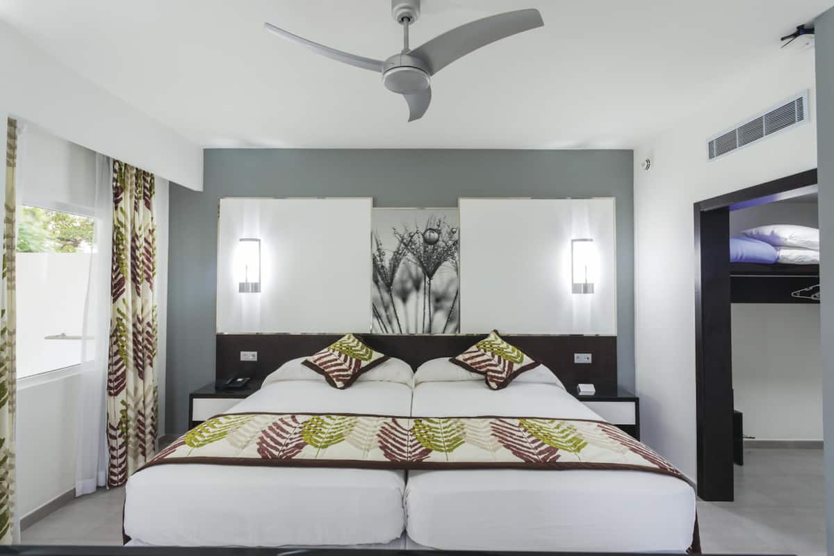1 bedroom, minibar, in-room safe, laptop workspace