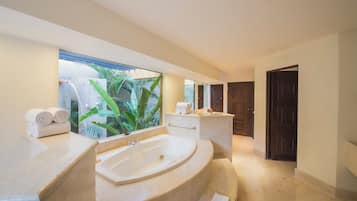 Bañera profunda