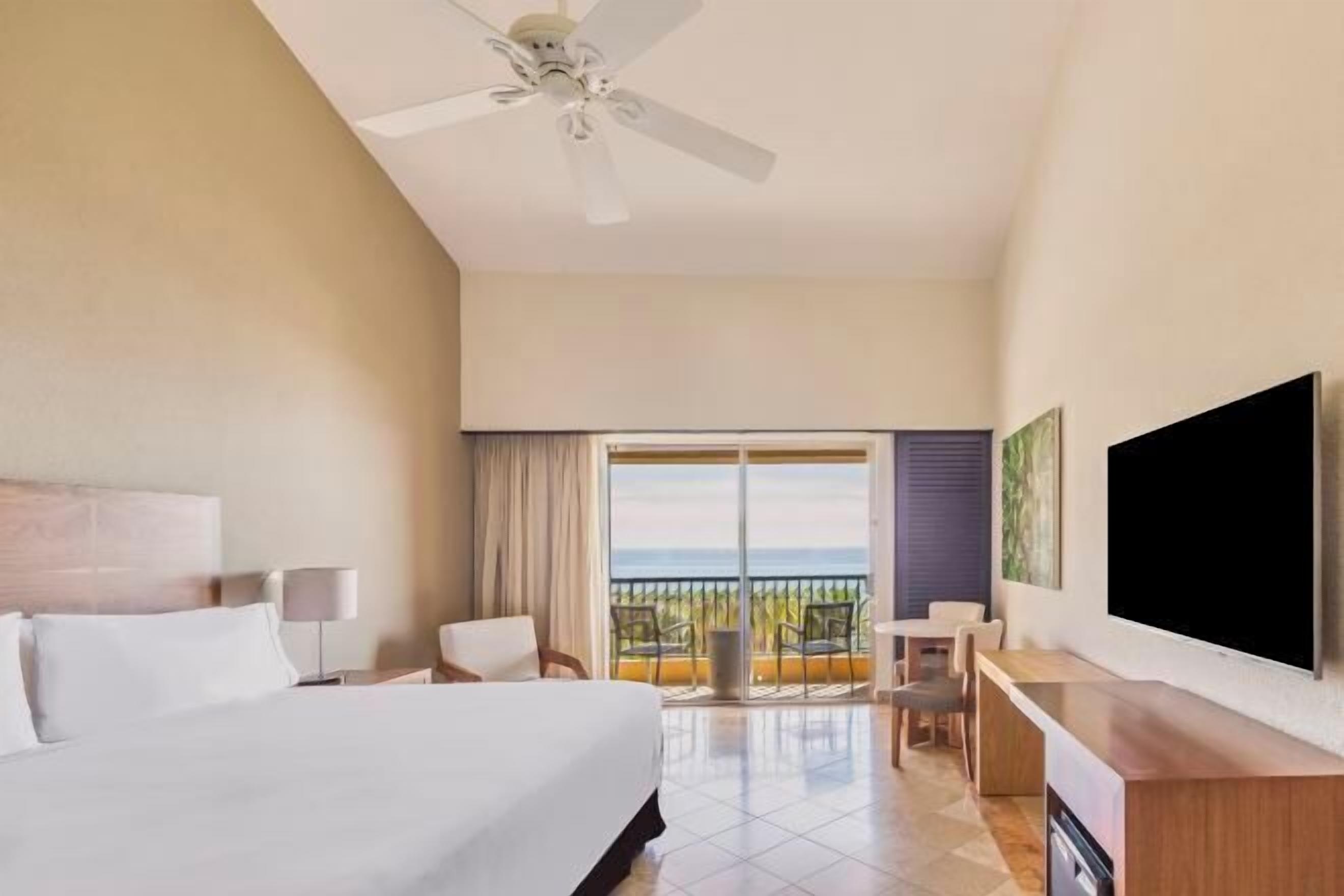 Premium bedding, down duvets, pillow-top beds, minibar